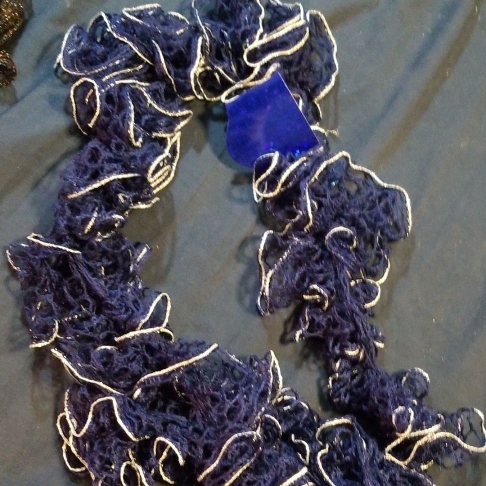 3/$15 New Lacey Sashay Scarf